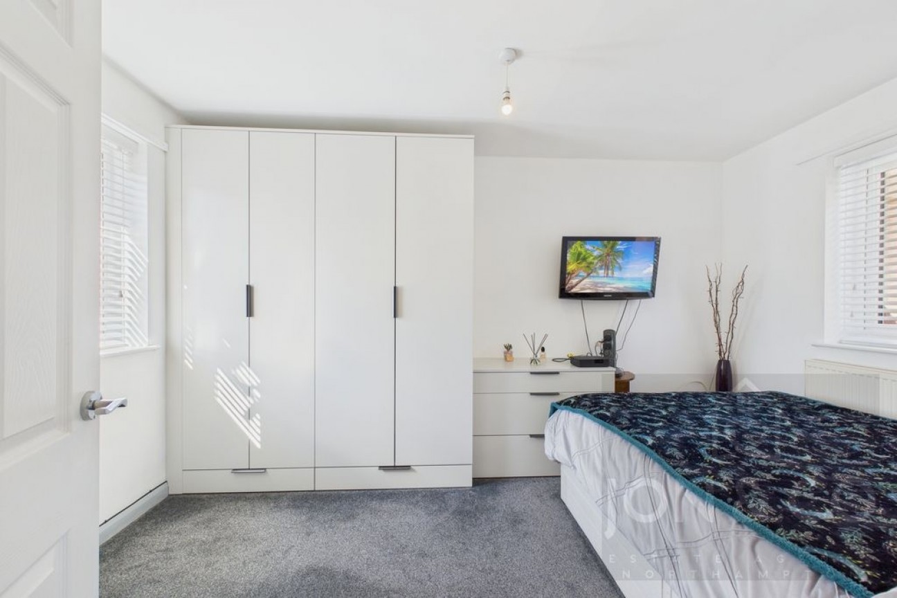 Riley Close | Rectory Farm | NN3