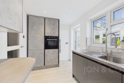 Riley Close | Rectory Farm | NN3