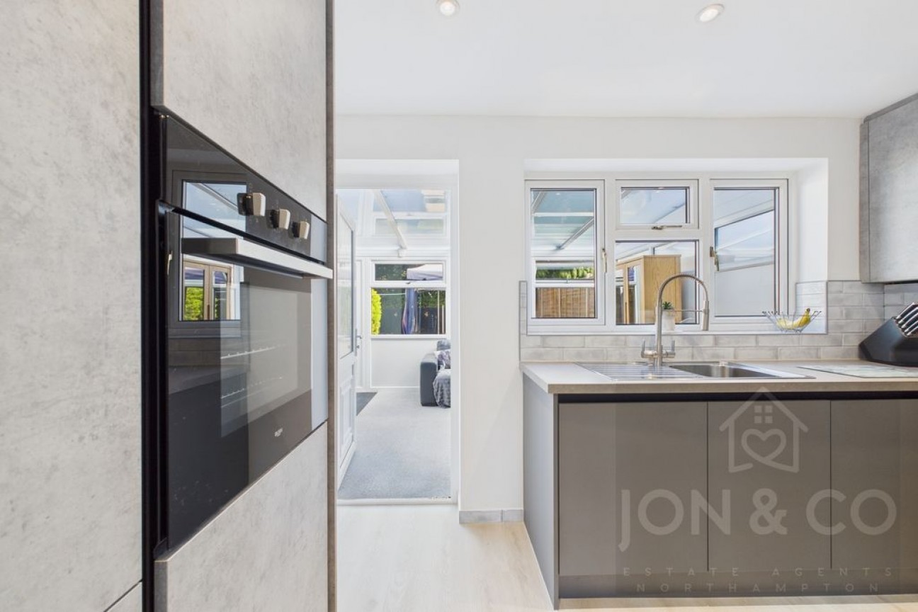 Riley Close | Rectory Farm | NN3