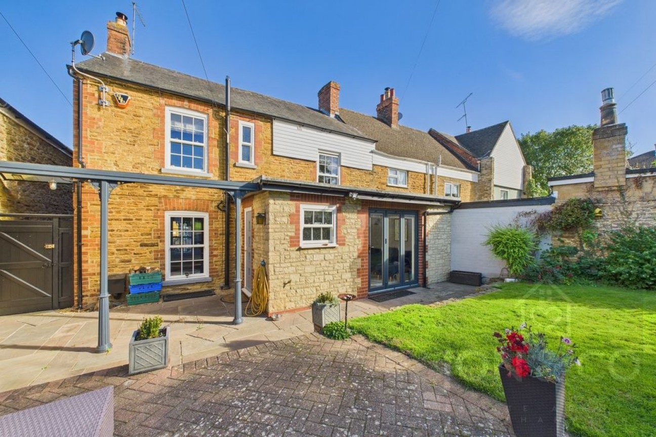 Cross Street | Moulton | NN3