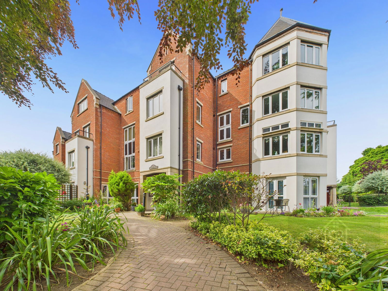 Lalgates Court | Harlestone Road | NN5