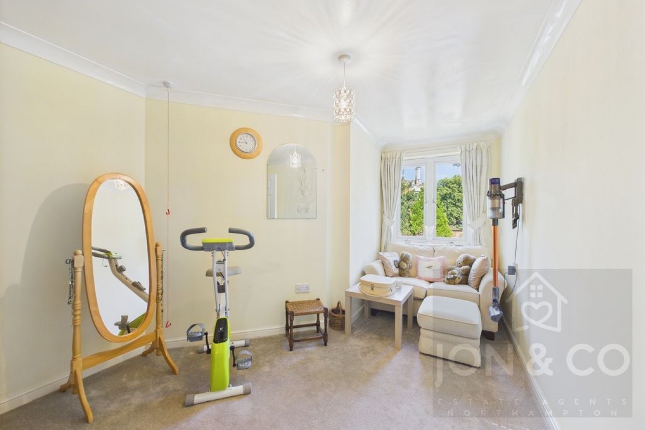 Lalgates Court | Harlestone Road | NN5