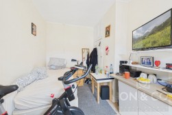 Earl Street | The Mounts | NN1