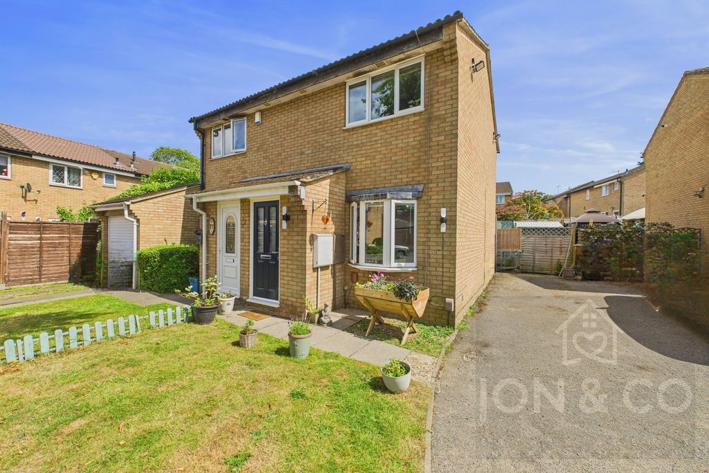 Hamsterly Park | Southfields | NN3