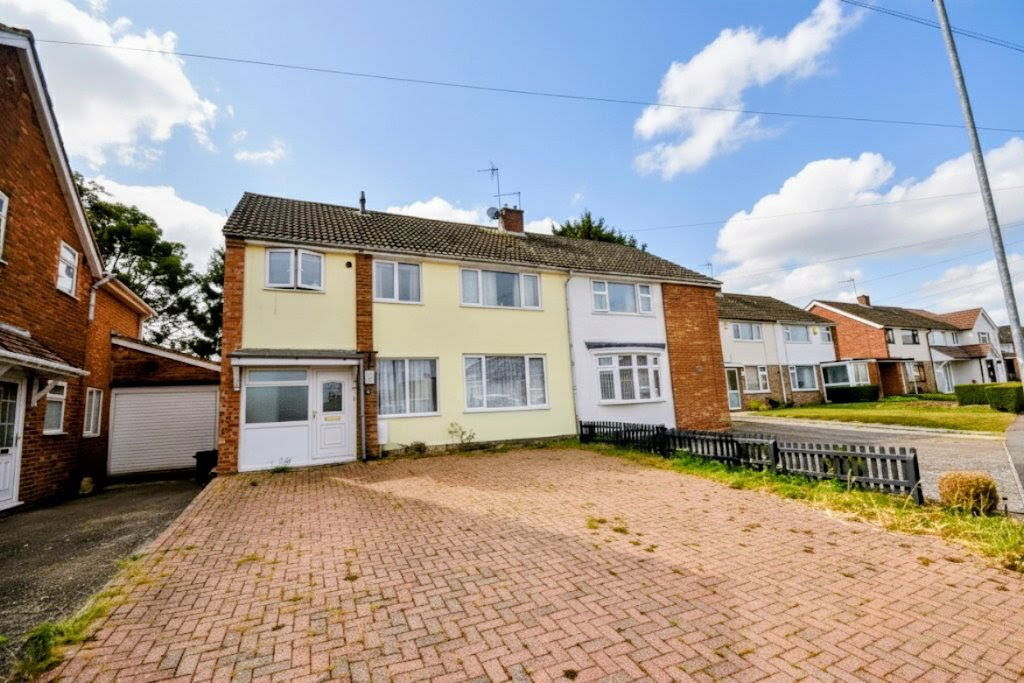 Grange Avenue | Duston | NN5