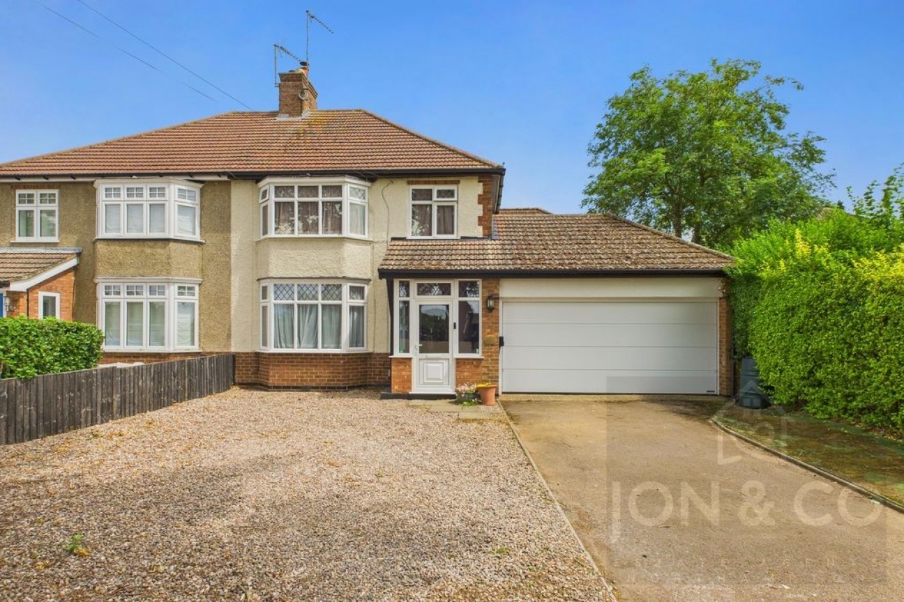Northampton Road | Earls Barton | NN6