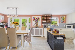 Northampton Road | Earls Barton | NN6