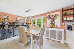 Northampton Road | Earls Barton | NN6