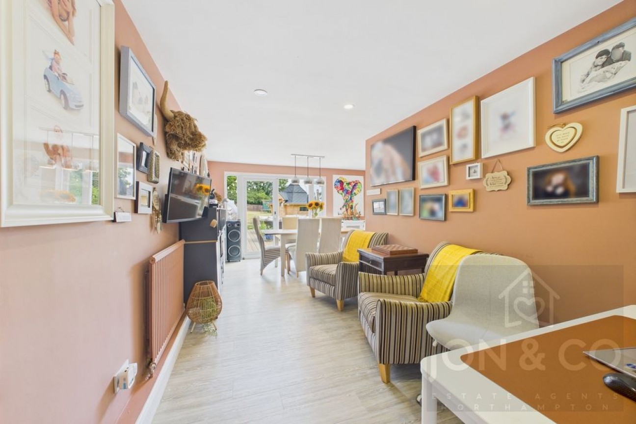 Northampton Road | Earls Barton | NN6