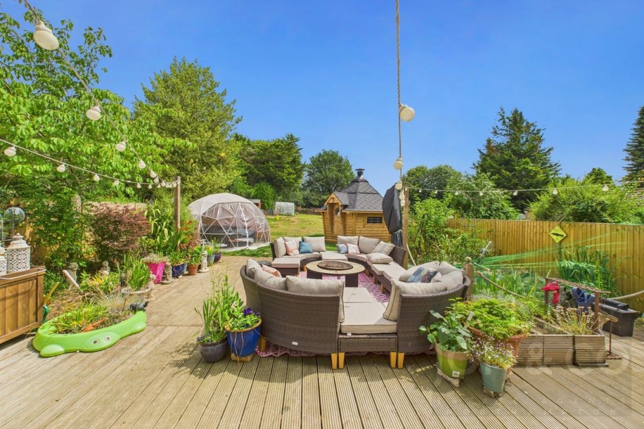 Northampton Road | Earls Barton | NN6