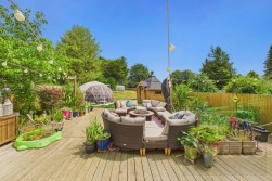 Northampton Road | Earls Barton | NN6