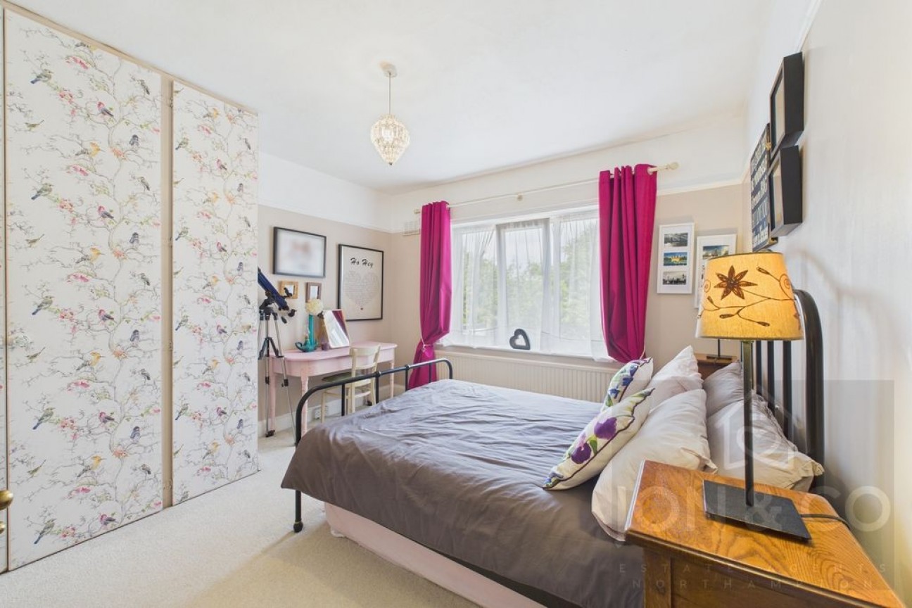 Northampton Road | Earls Barton | NN6