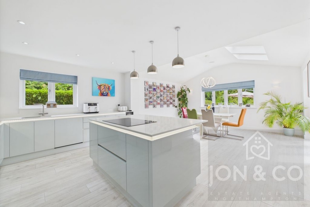 Pinetrees | Cottarville | NN3