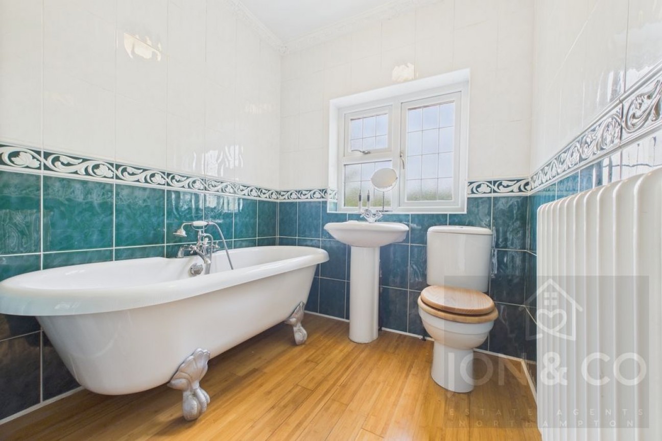 Booth Lane South | Northampton | NN3