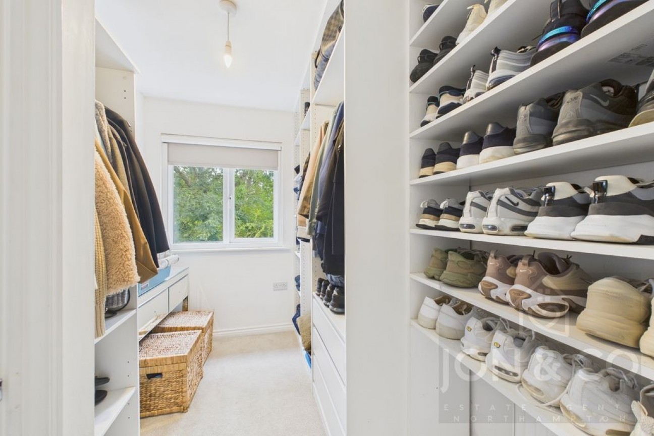 Turnpike | Moulton | NN3