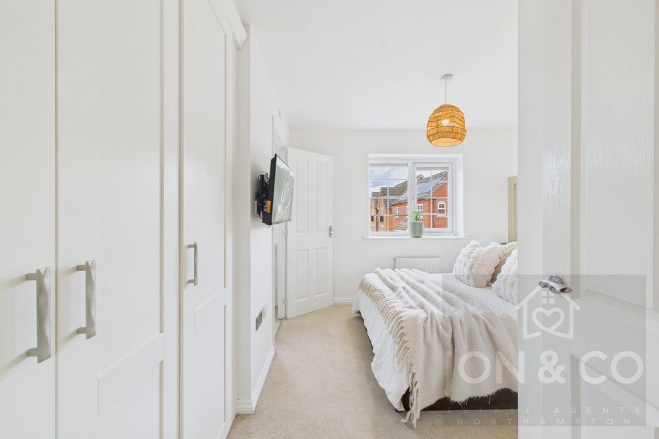 Turnpike | Moulton | NN3