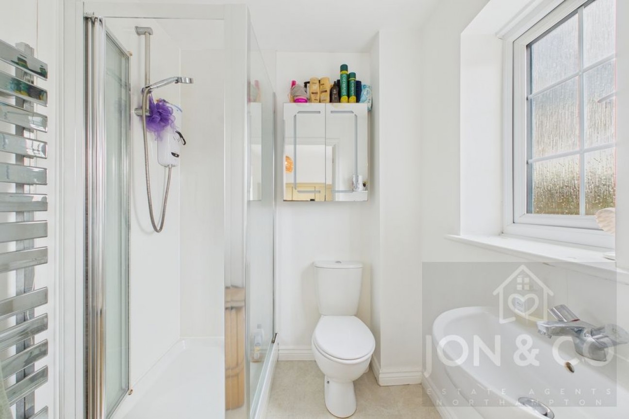 Turnpike | Moulton | NN3