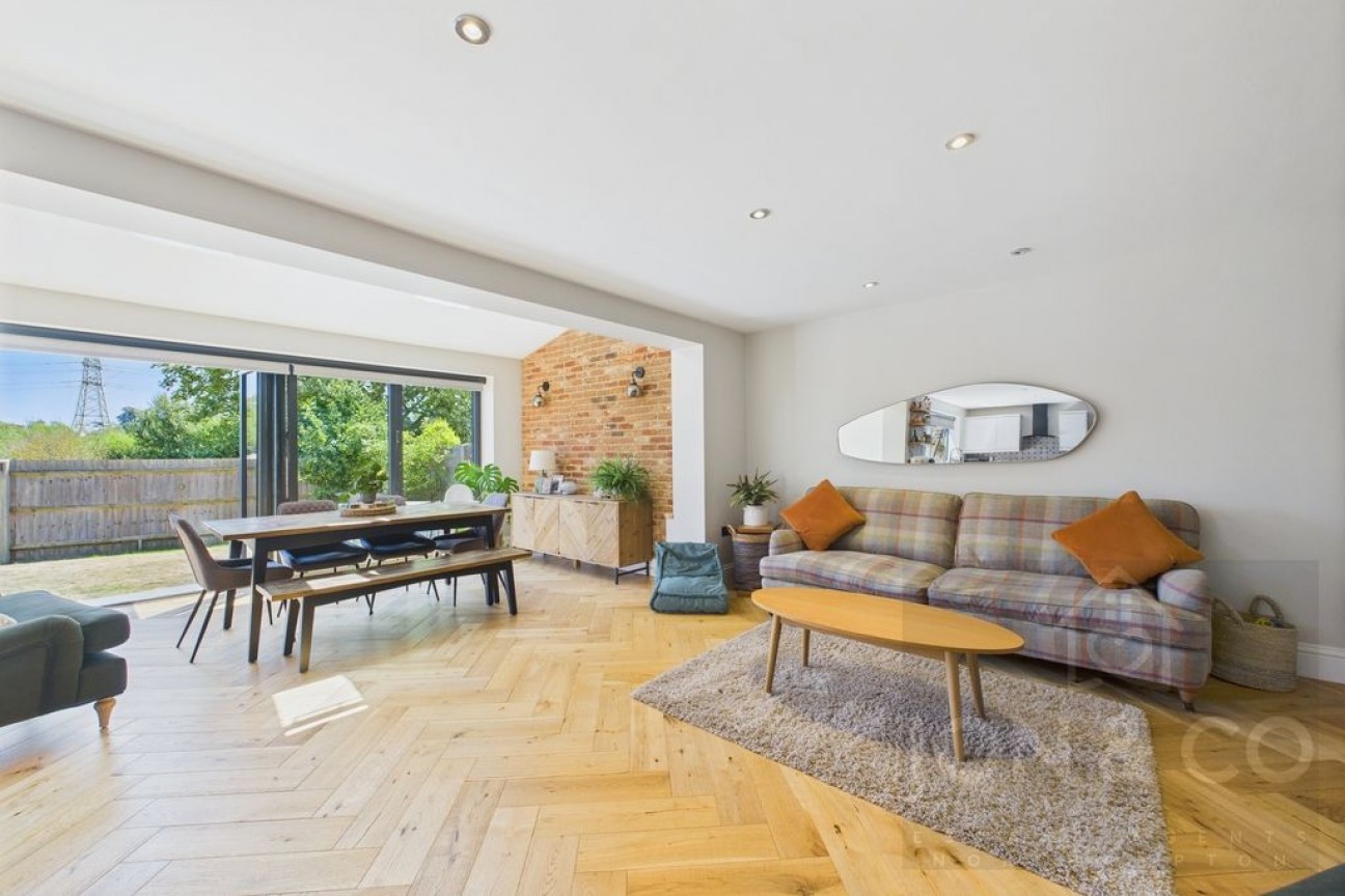 Grendon Road | Earls Barton | NN7