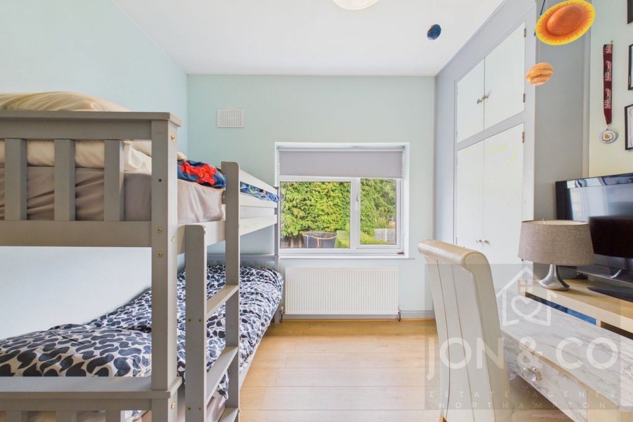 Lindsay Avenue | Abington | NN3
