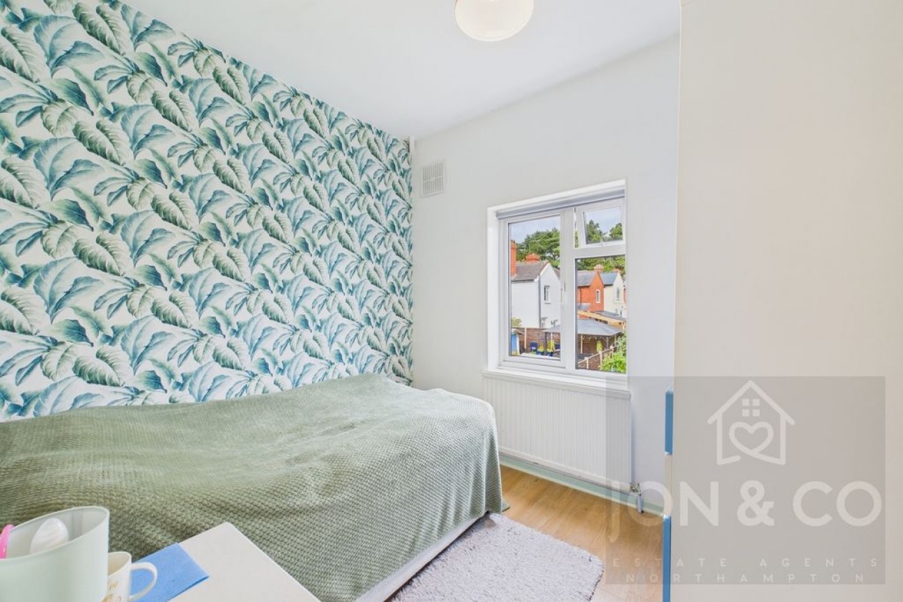 Lindsay Avenue | Abington | NN3