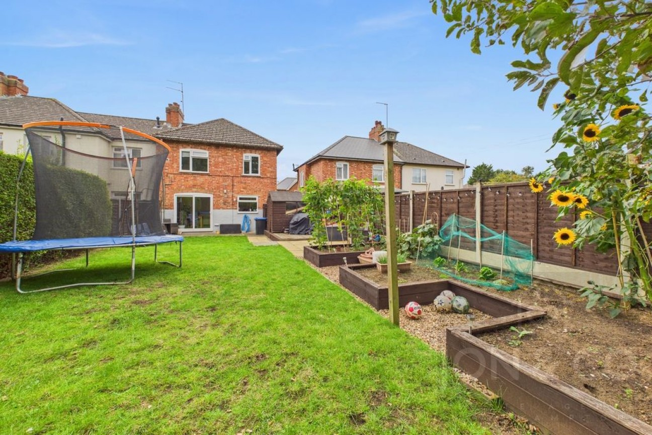 Lindsay Avenue | Abington | NN3