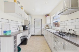 Lindsay Avenue | Abington | NN3