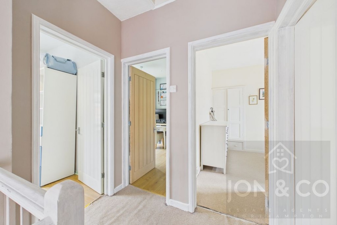 Lindsay Avenue | Abington | NN3