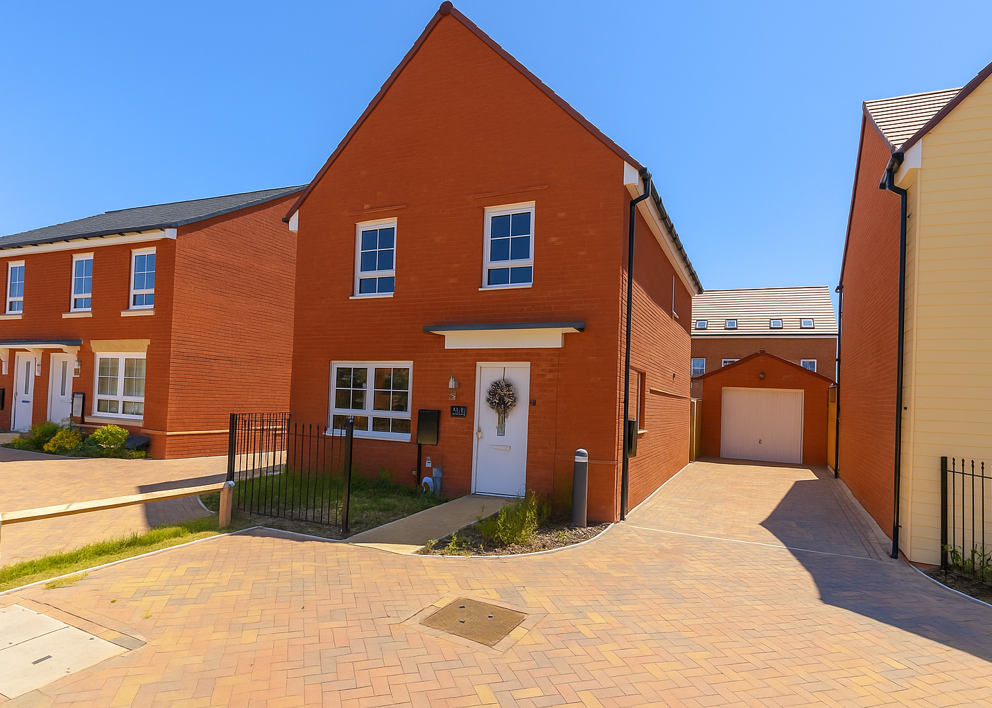 Stratford Drive | Overstone | NN6
