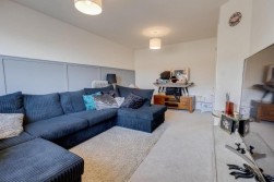 Stratford Drive | Overstone | NN6