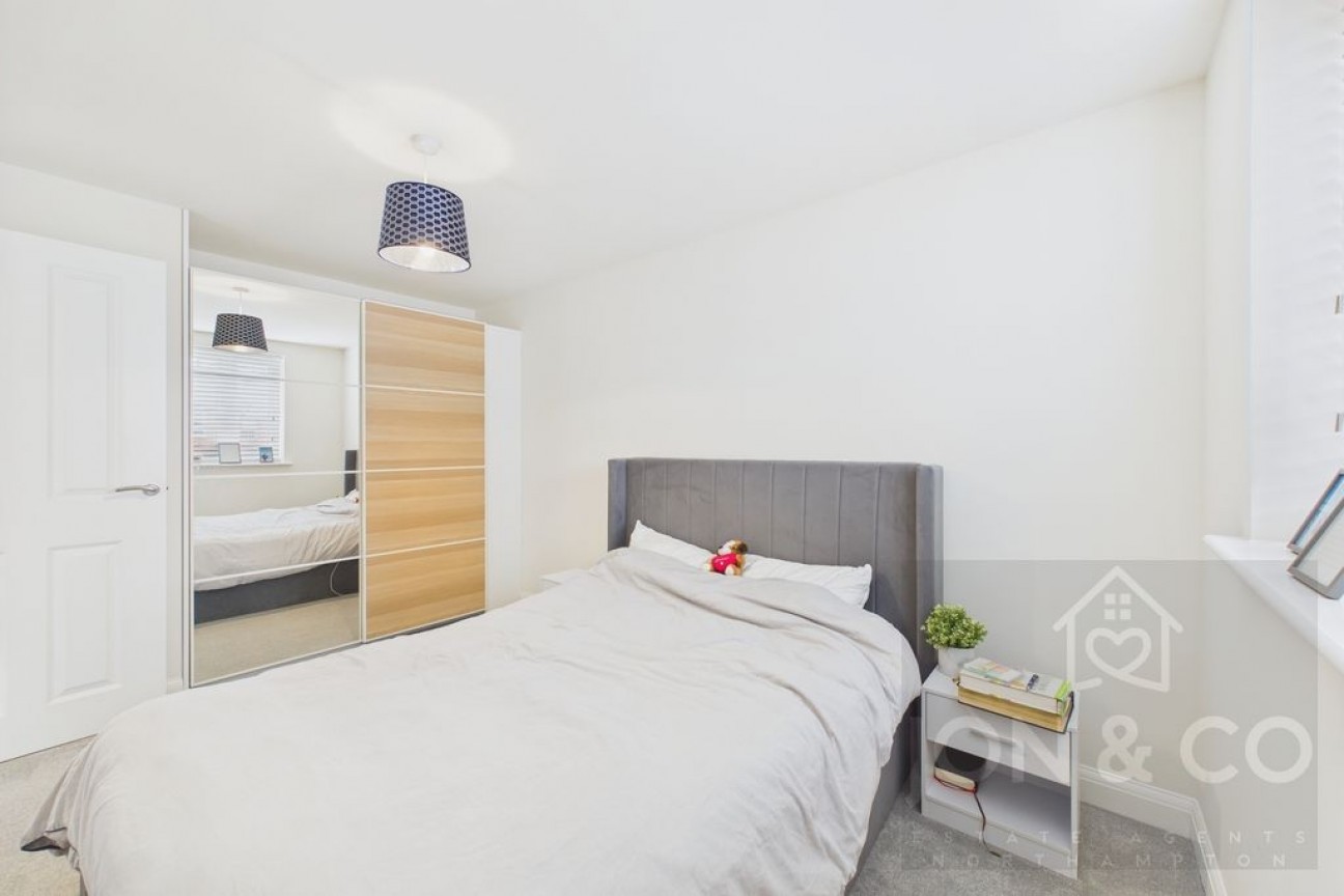 Teulon Close | Overstone Gate | NN6