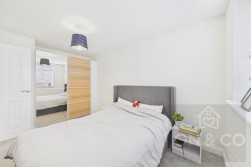 Teulon Close | Overstone Gate | NN6
