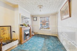 Lower Hester Street | Semilong | NN2