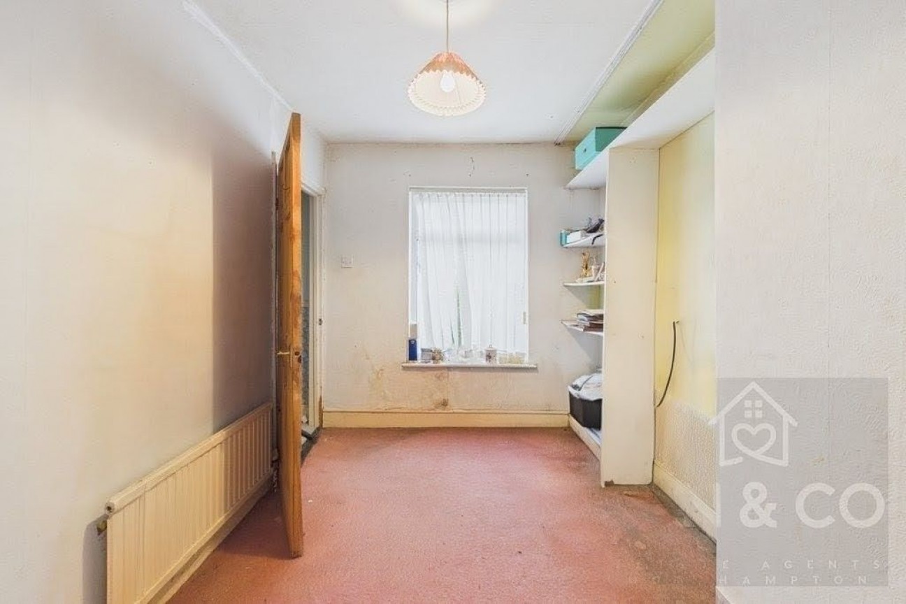 Lower Hester Street | Semilong | NN2