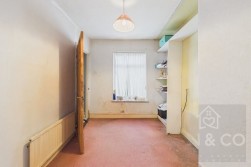 Lower Hester Street | Semilong | NN2