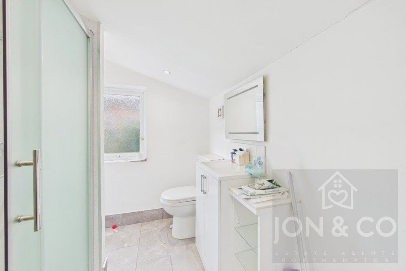 Lower Hester Street | Semilong | NN2