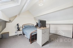 Holly Road | Abington | NN1