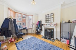 Holly Road | Abington | NN1