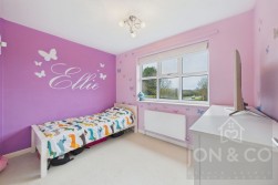 Obelisk Rise | Kingsthorpe | NN2
