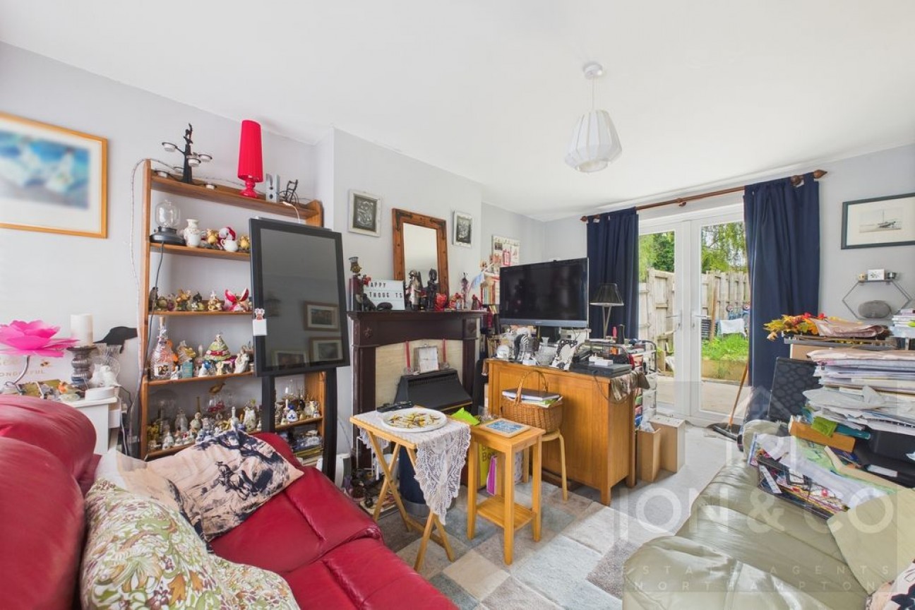 Kingsland Avenue | Kingsthorpe | NN2