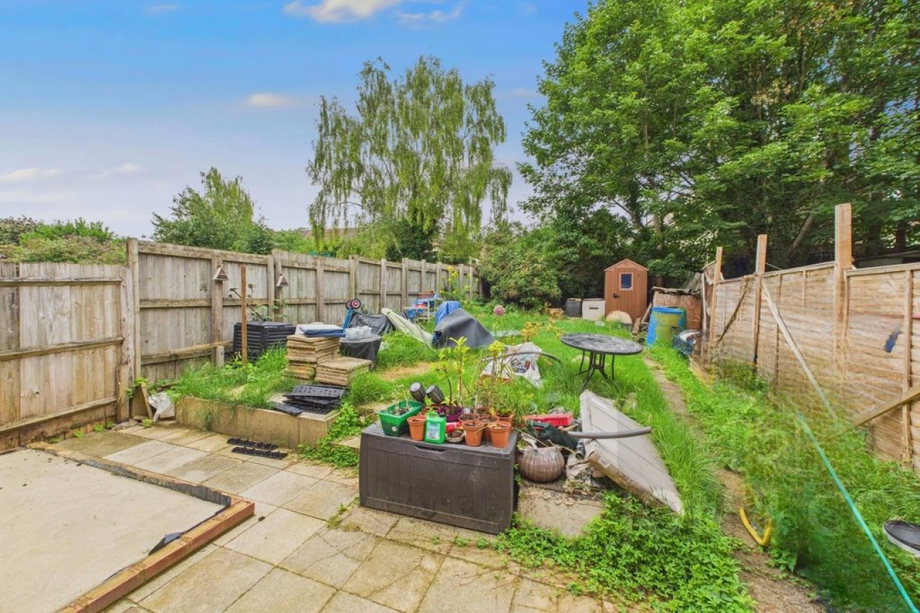 Kingsland Avenue | Kingsthorpe | NN2