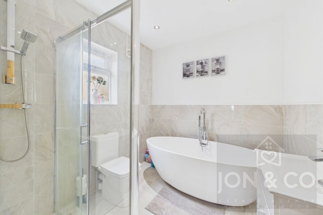 Main Road | Duston | NN5