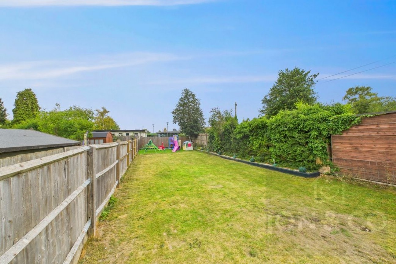 Main Road | Duston | NN5