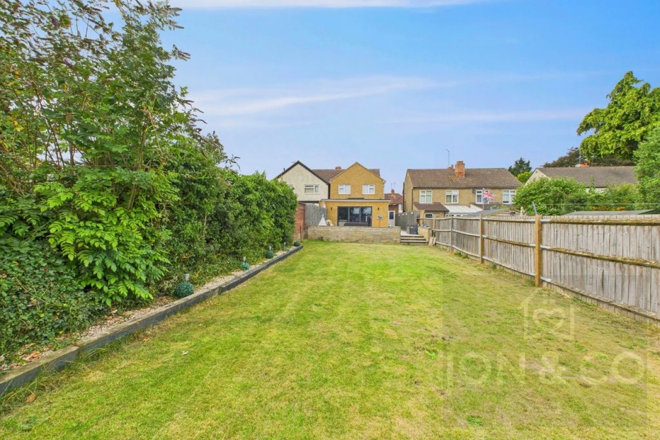 Main Road | Duston | NN5