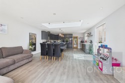 Main Road | Duston | NN5