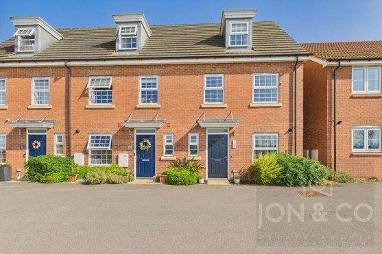 Kirk Close | Moulton | NN3