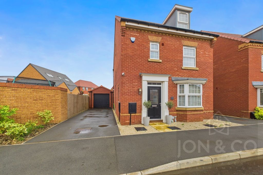 Drury Way | Overstone Gate | NN6
