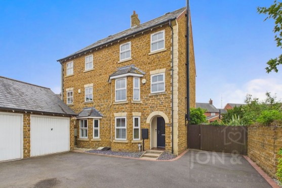Loddington Way | Mawsley | NN14
