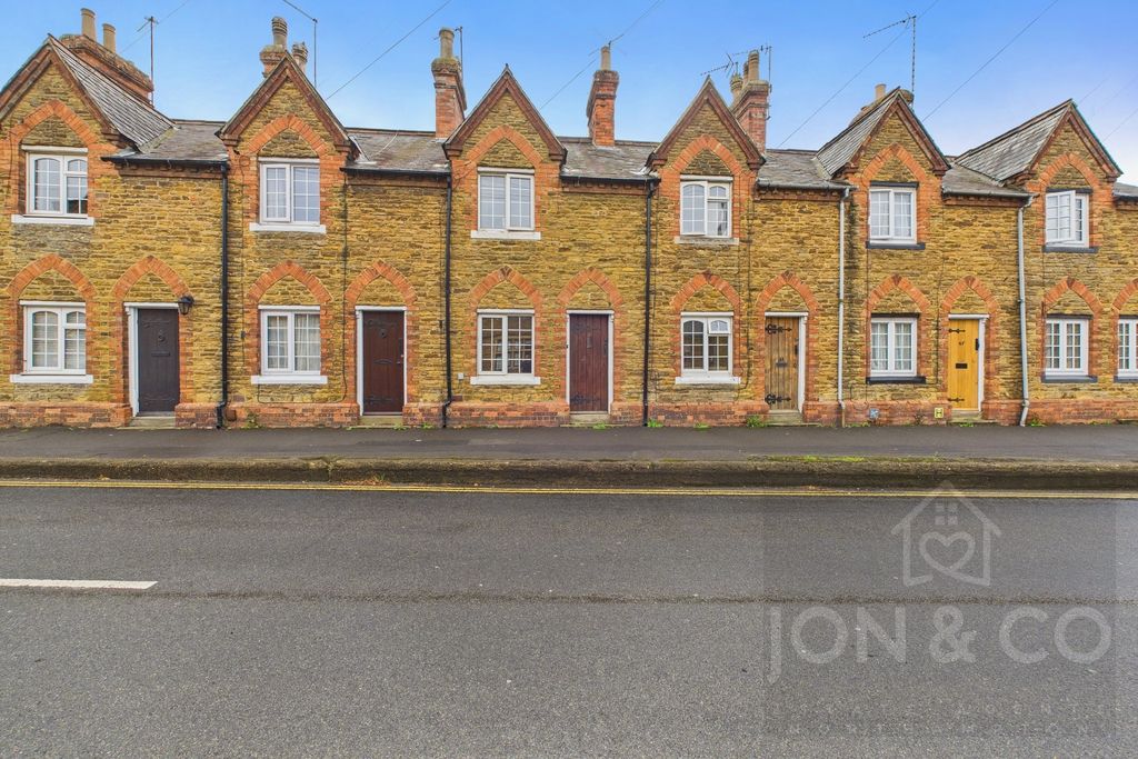 West Street | Moulton | NN3
