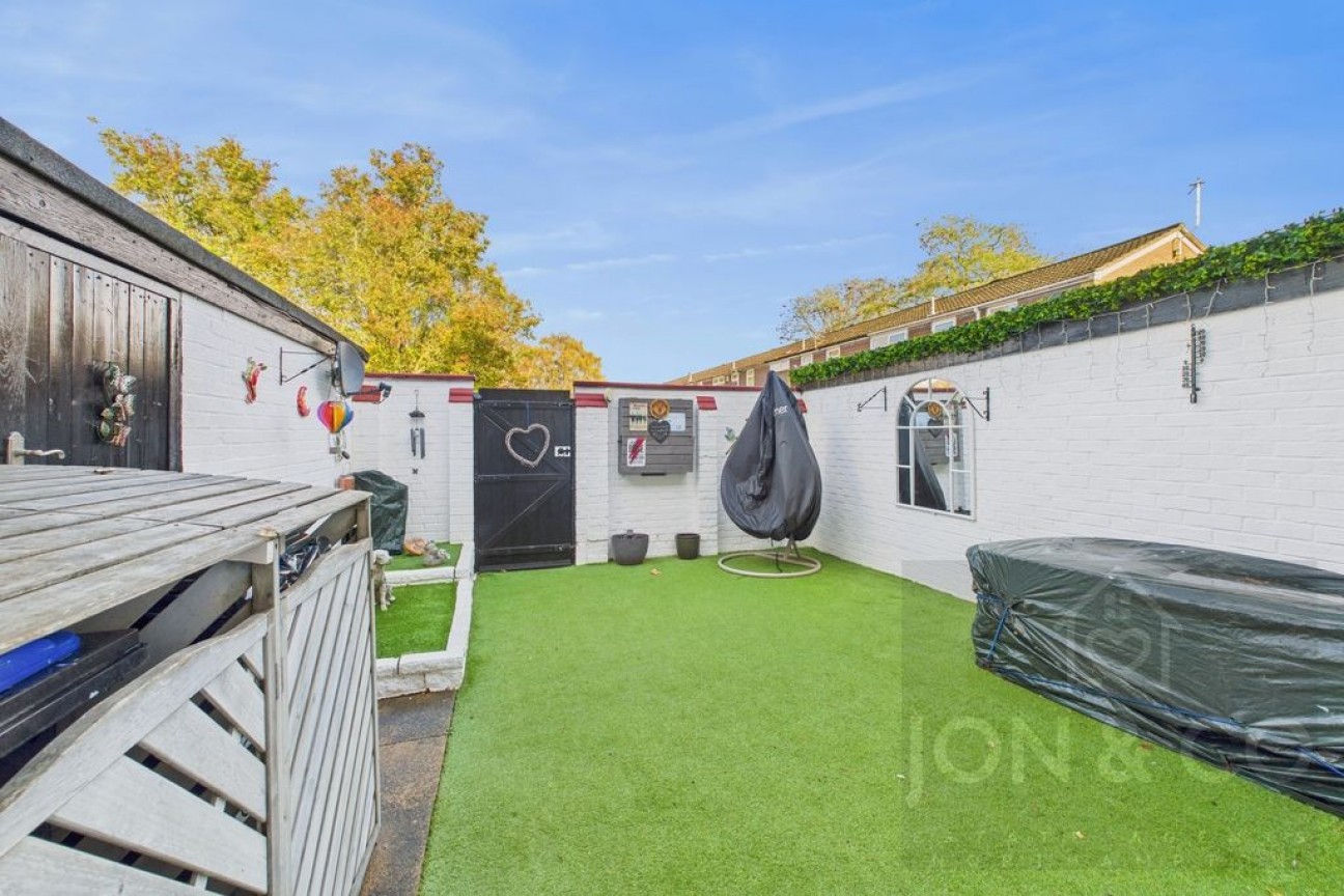 Appleby Walk | Lake View | NN3