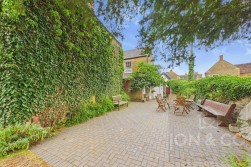 Church Hill House | Cross Street | Moulton | NN3